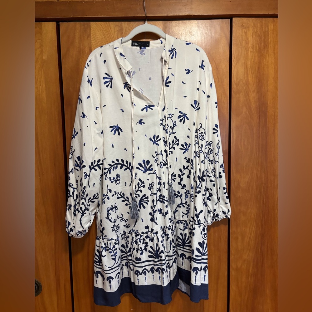 NWOT Zara mini